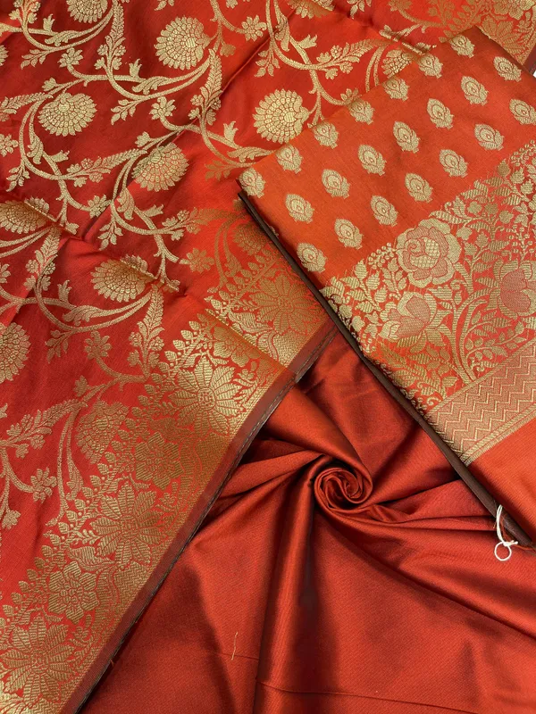 Humairah_Red_Art_Silk_Floral_Zari_Booti_Skirt_Border_3_pcs_Suit_set_with_Plain_Bottom_and_Tilfi_Floral_Zari_Jaal_Red_Dupatta
