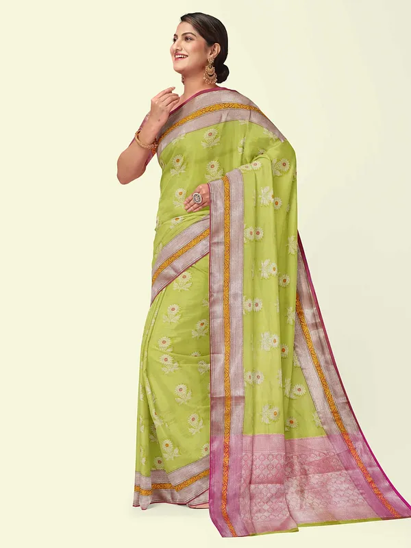 Green_Cotton_Blend_Banarasi_Sarees_For_Women_GEHKR_17