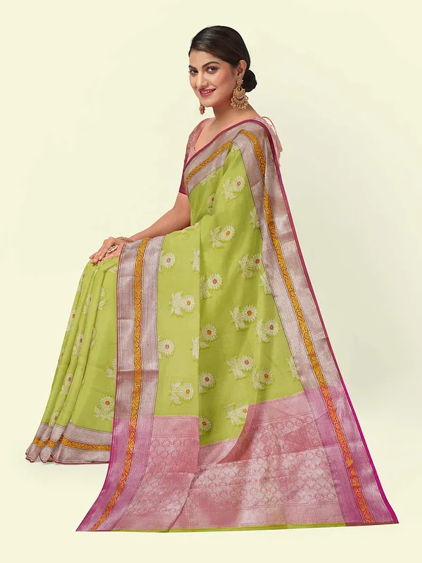 Green_Cotton_Blend_Banarasi_Sarees_For_Women_GEHKR_17