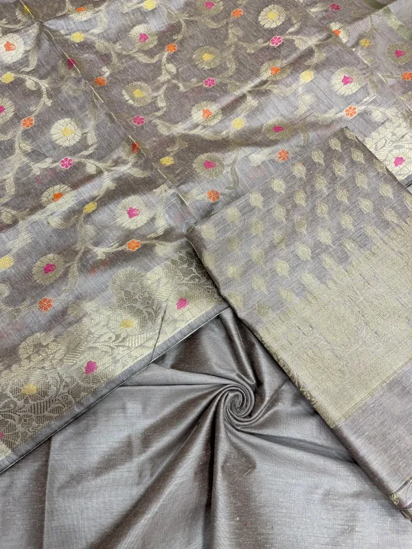 Humairah_Mauve_Cotton_Floral_Zari_Chunri_Booti_3_pcs_Suit_set_with_Plain_Bottom_and_Floral_Zari_Minakari_Jaal_Mauve_Dupatta