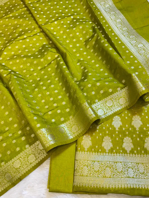 Green_Georgette_Silver_Zari_Banarasi_3_pcs_Suit_Set_1200SKL_GE3