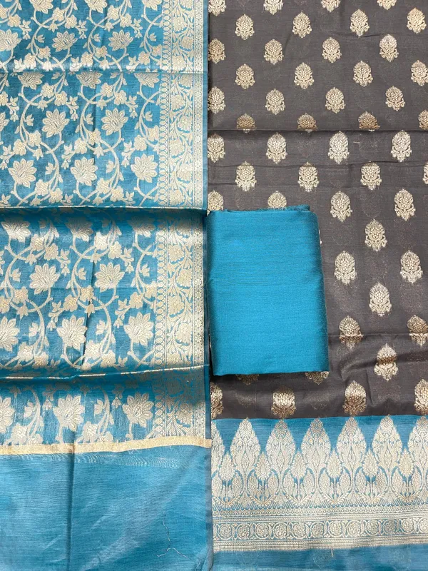 Black_Cotton_Banarasi_3_pcs_Suit_Set_with_Contrast_Sea_Green_Dupatta_IM_CS4