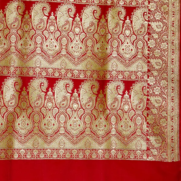 Humairah_Presents_Red_Satin_Silk_Saree_With_Blouse_Piece(JA40)