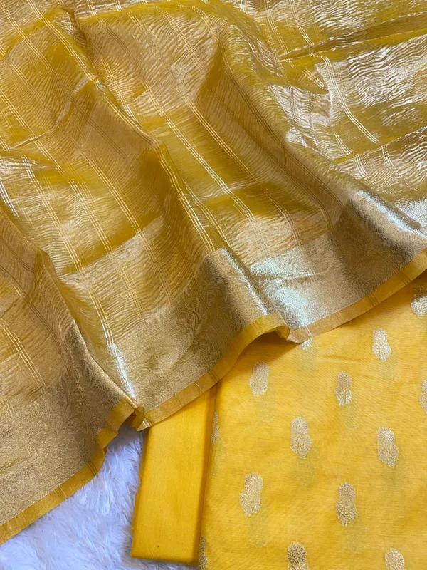 Yellow_Mescrize_Cotton_Banarasi_3_pcs_Suit_Set_with_Crush_Tissue_Dupatta_1100SKL_MSC3