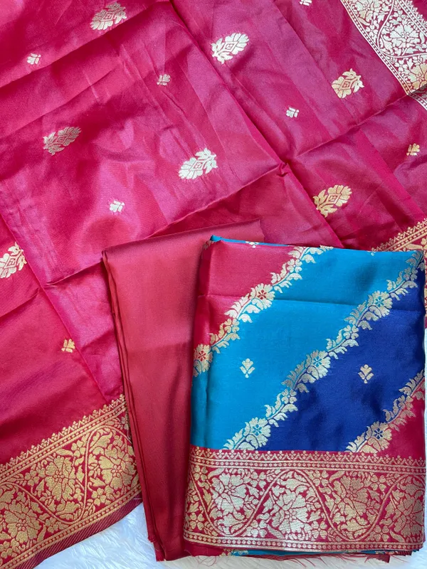Rangkaat_Art_Silk_Banarasi_3_pcs_Suit_Set__with_Contrast_Maroon_Dupatta_650SKL_RNG3
