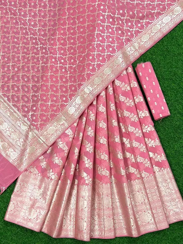 Baby_Pink_Chanderi_Lorex_Weave_Floral_Jaal_Lehenga_Set_With_Alfi_Jaal_Dupatta_250PNJ_LNG30