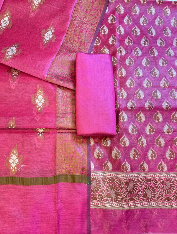 Magenta_Cotton_Floral_Resham_Mina_Booti_Banarasi_3_pcs_Suit_Set_700AJ_CT3