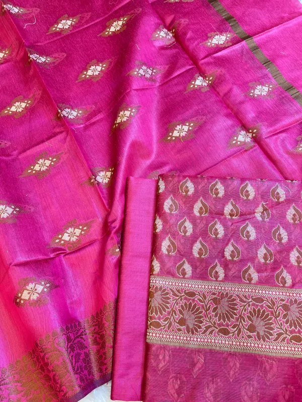 Magenta_Cotton_Floral_Resham_Mina_Booti_Banarasi_3_pcs_Suit_Set_700AJ_CT3
