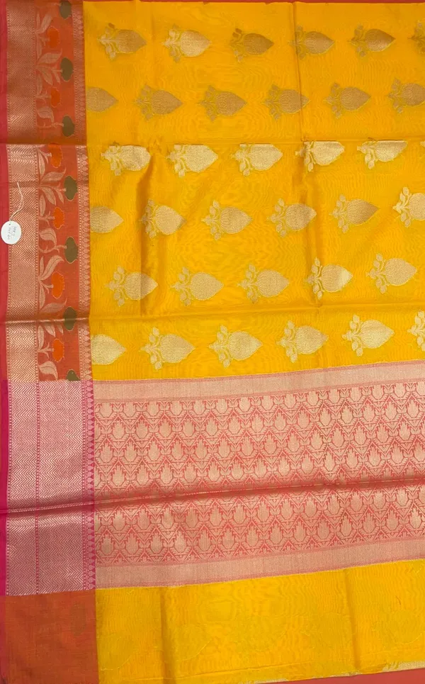 Gold_Cotton_Blend_Banarasi_Sarees_For_Women_GEHKR_11