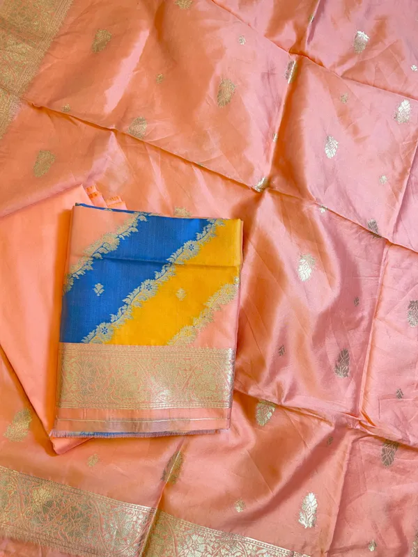 Rangkaat_Art_Silk_Banarasi_3_pcs_Suit_Set__with_Contrast_Peach_Dupatta_650SKL_RNG6