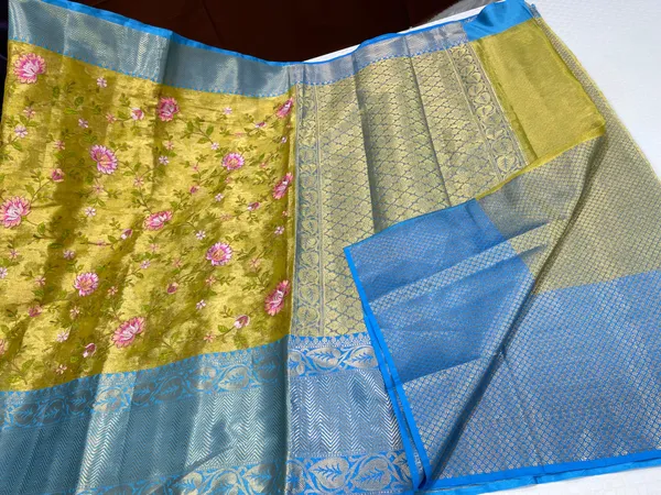 Gold_Tissue_Silk_Floral_Embroidery_Reham_Jaal_with_Contrast_Blue_Border_Banarasi_Saree_MS_TS30