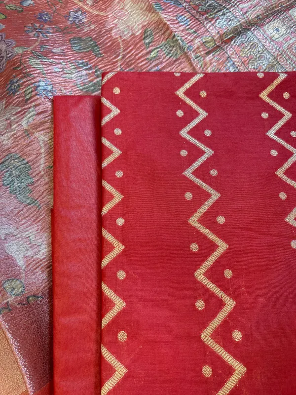 Red_Pure_Mercerise_Cotton_Zig-Zag_Zari_with_Crush_Tissue_Print_Dupatta_Suit_Set_11SKL_MC3