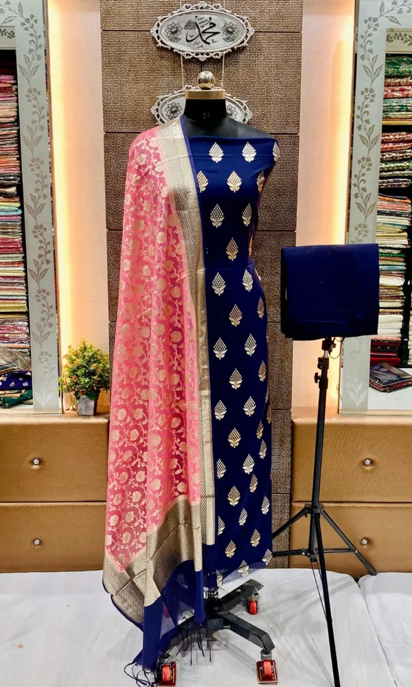 Blue_Pure_Mercerise_Floral_Zari_Booti_with_Lorex_weave_Pink_Dupatta_Suit_Set_12SKL_PML22