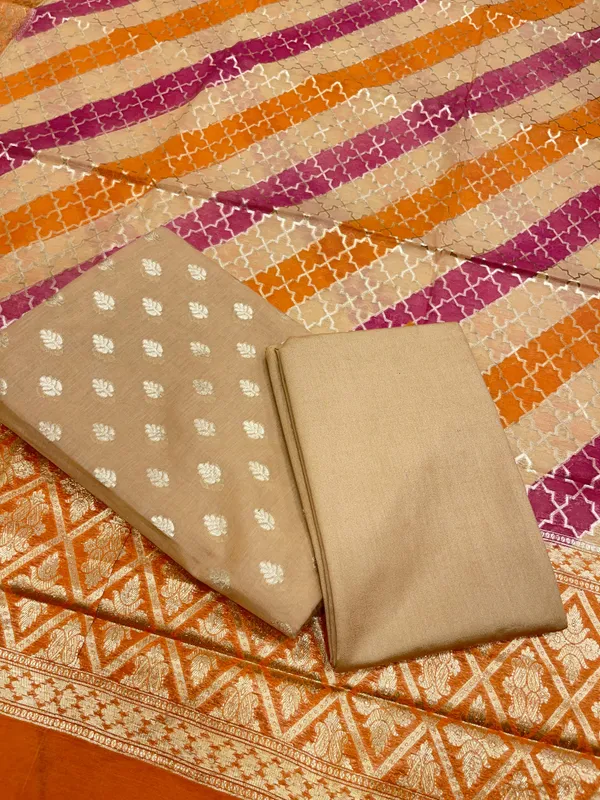 Beige_Pure_Cotton_Handbrush_Patti_Dupatta_Banarasi_3_pcs_Suit_Set_IM_PCHBP4