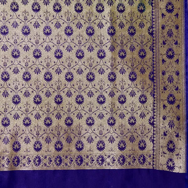 Humairah_Presents_Green_Satin_Silk_Saree_With_Blouse_Piece(JA30)