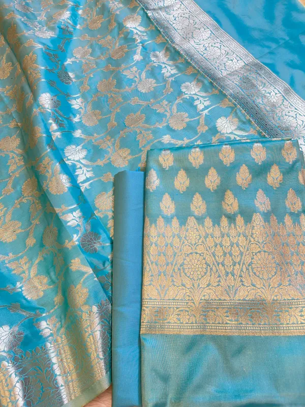 Sky_Blue_Semi_Silk_Floral_Zari_Booti_Banarasi_3_pcs_Suit_Set_900AJ_SK36