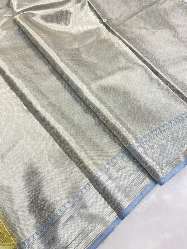 Mehndi_Green_Cotton_Leaf_Water_Zari_Booti_Banarasi_Saree_JVC_6