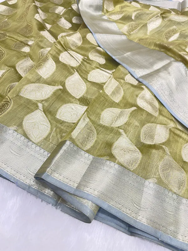 Mehndi_Green_Cotton_Leaf_Water_Zari_Booti_Banarasi_Saree_JVC_6