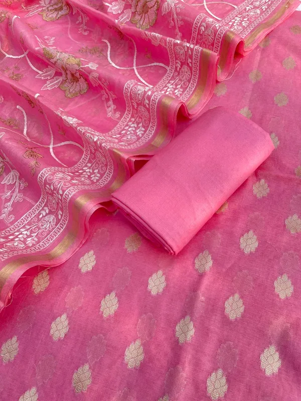 Pure_Mercerized_Baby_Pink_Floral_Booti_Banarasi_Suit_with_Heavy_Thread_work_Jaal_Dupatta_1250SKL_PME1