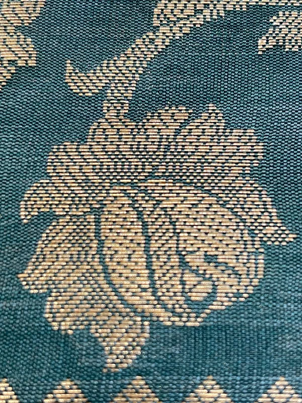 Beige_Art_Silk_Floral_Zari_Booti_Contrast_Banarasi_Suit_with_Darkgreen_Dupatta_625AJ_TPT56