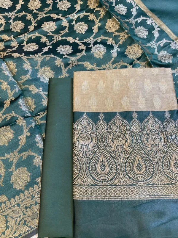 Beige_Art_Silk_Floral_Zari_Booti_Contrast_Banarasi_Suit_with_Darkgreen_Dupatta_625AJ_TPT56