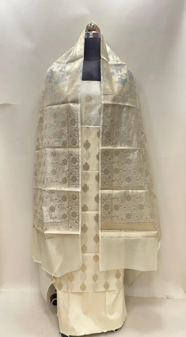 Humairah_Beige_Cotton_Floral_Zari_Booti_3_pcs_Suit_Set_with_Plain_Botton_and_Floral_Zari_Jaal_Beige_Dupatta