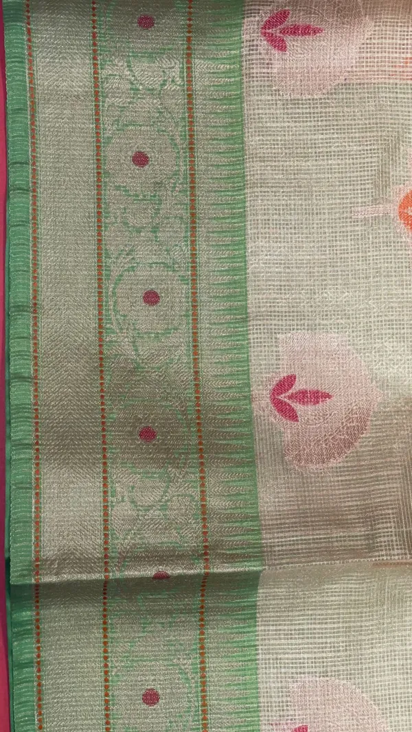 Beige_Cotton_Blend_Banarasi_Sarees_For_Women_GEHKR_78
