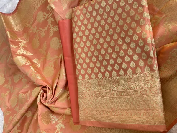 Peach_Katan_Upada_Silk_Floral_Zari_Booti_Banarasi_Suit_with_Alfi_Zari_Jaal_Dupatta__1250DAN_KU7