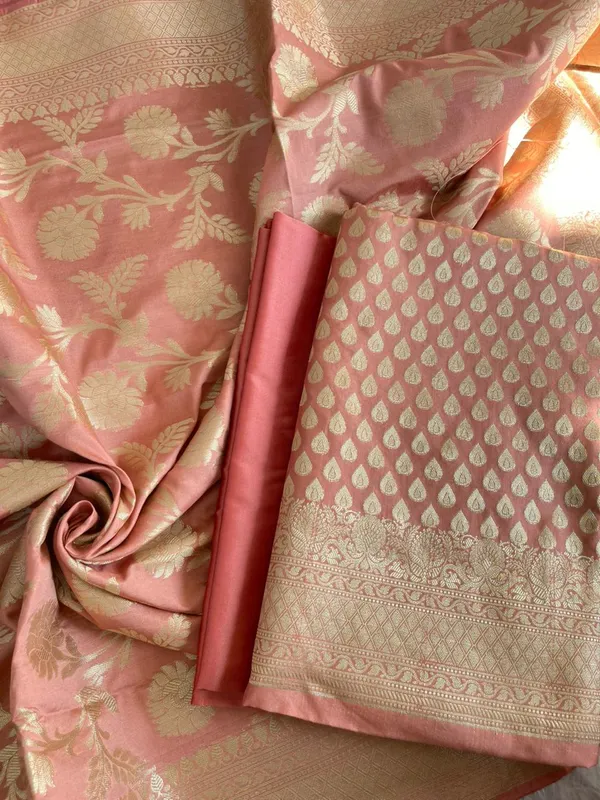 Peach_Katan_Upada_Silk_Floral_Zari_Booti_Banarasi_Suit_with_Alfi_Zari_Jaal_Dupatta__1250DAN_KU7