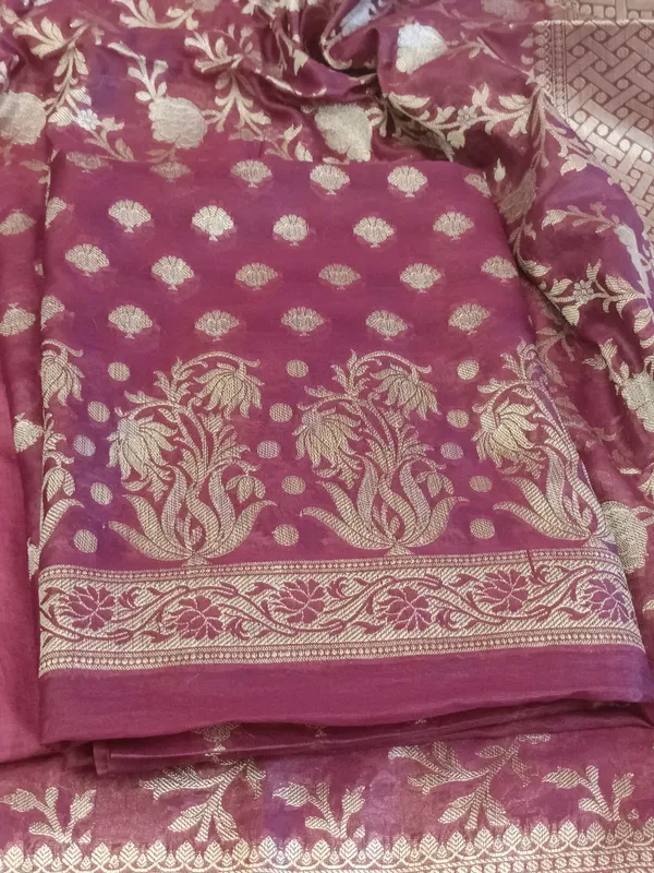 Magenta_Cotton_Dyable_Alfi_Zari_Booti_Banarasi_Suit_with_Floral_Zari_Jaal_Banarasi_Suit_13SHL_DAS6