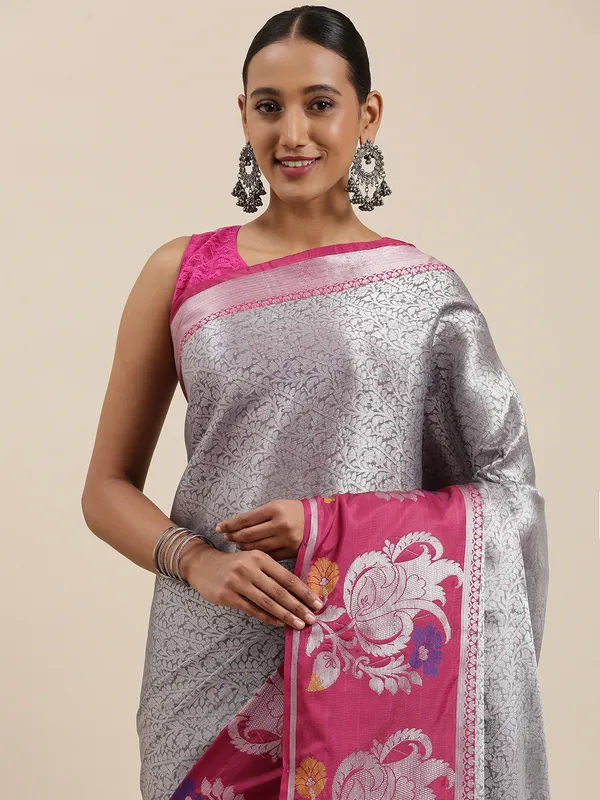 Grey_Kanjeevaram_Banarasi_Sarees_For_Women_GEMA23