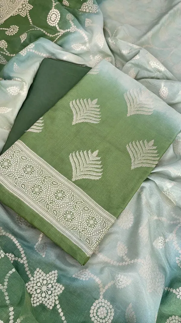 Dual_Shaded_Dark_Green_Katan_Georgette_Banarasi_Suit_with_Gold_Zari_Booti_&_Rich_Border_130DAN_SH4