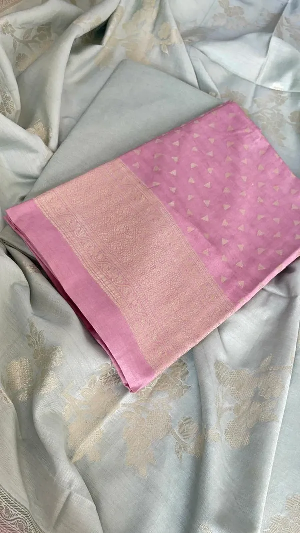 Pink_Pashmina_Silk_Chunri_Zari_Booti_Banarasi_Suit_with_Contrast_Grey_Floral_Jaal_Dupatta_1250DAN_PMC10