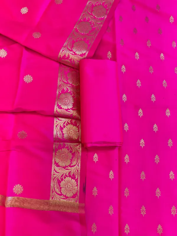 Magenta_Kiran_Silk_Floral_Zari_Booti_Banarasi_Suit_65SKL_KRN4