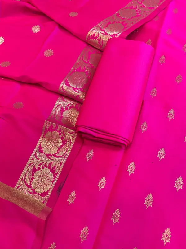 Magenta_Kiran_Silk_Floral_Zari_Booti_Banarasi_Suit_65SKL_KRN4