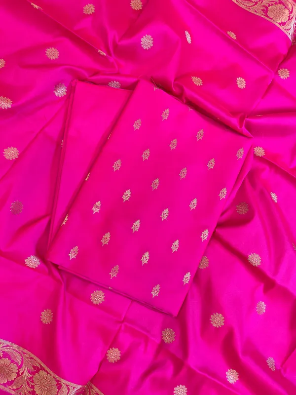 Magenta_Kiran_Silk_Floral_Zari_Booti_Banarasi_Suit_65SKL_KRN4