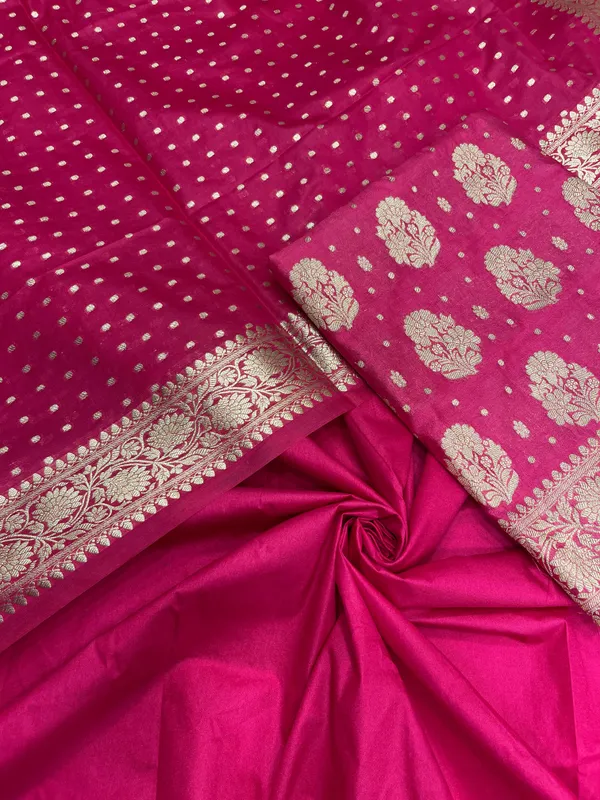 Humairah_Pink_Semi_Georgette_Floral_Silver_Zari_Booti_3_pcs_Suit_set_with_Plain_Bottom_and_Chunri_Zari_Booti_Pink_Dupatta
