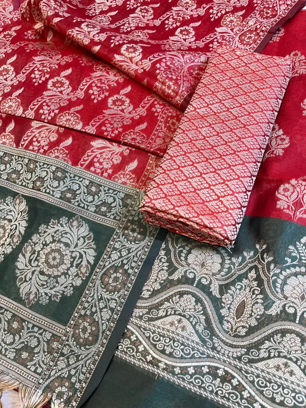 Red_Cotton_Alfi_Resham_Floral_Boota_Contrast_Darkgreen_Border_Banarasi_Suit_600AJ_PJS9
