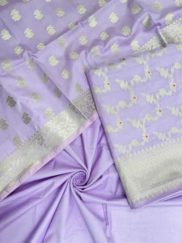 Humairah_Light_Purple_Katan_Chiniya_Silk_Floral_Silver_Zari_Mina_Jaal_3_pcs_Suit_set_with_Plain_Bottom_and_Floral_Zari_Booti_Light_Purple_Dupatta