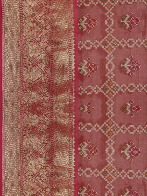 Maroon_Art_Silk_Banarasi_Sarees_For_Women_GEASF_17