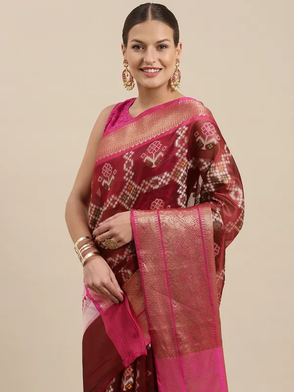 Maroon_Art_Silk_Banarasi_Sarees_For_Women_GEASF_17