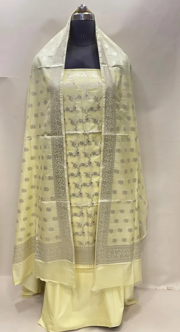Humairah_Yellow_Katan_Chiniya_Silk_Floral_Silver_Zari_Mina_Jaal_3_pcs_Suit_set_with_Plain_Bottom_and_Floral_Zari_Booti_Yellow_Dupatta