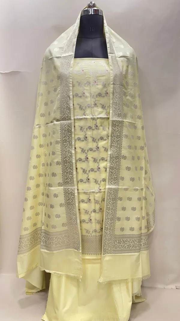 Humairah_Yellow_Katan_Chiniya_Silk_Floral_Silver_Zari_Mina_Jaal_3_pcs_Suit_set_with_Plain_Bottom_and_Floral_Zari_Booti_Yellow_Dupatta