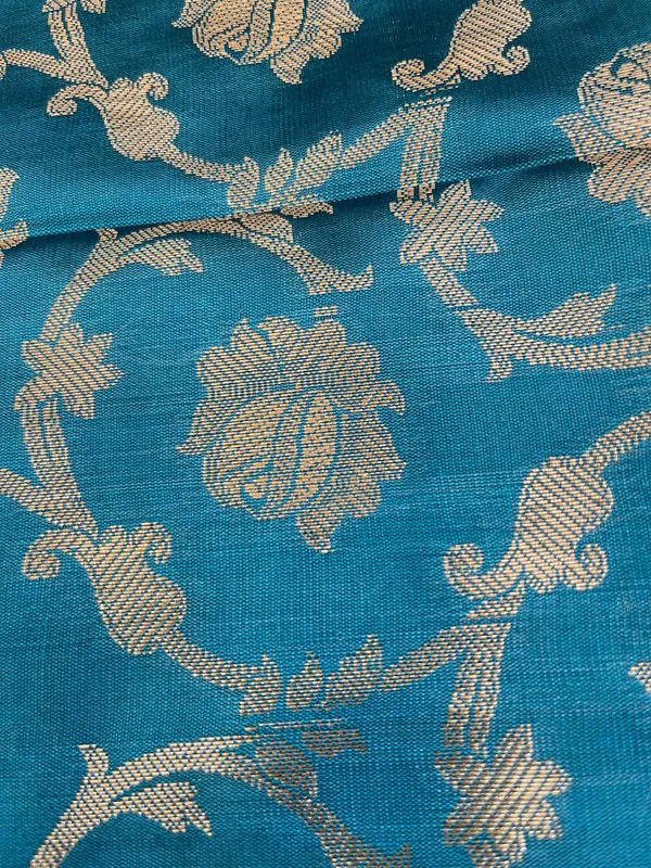 Beige_Art_Silk_Floral_Zari_Booti_Contrast_Banarasi_Suit_with_Seagreen_Dupatta_625AJ_TPT55