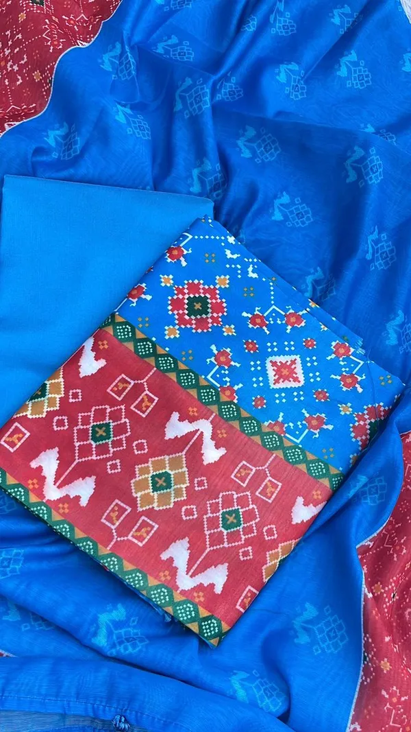 Sky_Blue_Cotton_Patola_Print_Contrast_Maroon_Border_Banarasi_Suit_with_Digital_Printed_Dupatta_850SKL_CP2