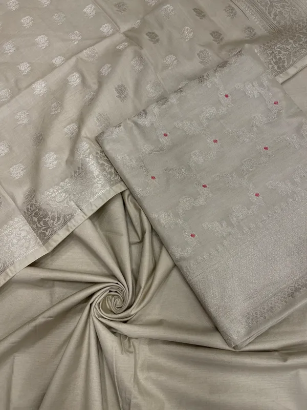 Humairah_Tussar_Katan_Chiniya_Silk_Floral_Silver_Zari_Mina_Jaal_3_pcs_Suit_set_with_Plain_Bottom_and_Floral_Zari_Booti_Tussar_Dupatta