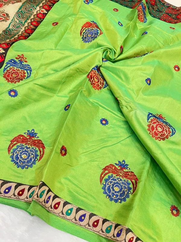 Light_Green_Cotton_Blend_Zari_Embroidery_Banarasi_Saree_600KS_6