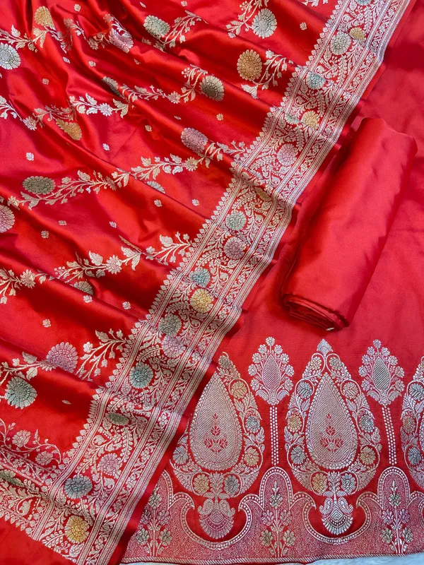 Red_Premium_Handloom_Mashru_Silk_Plain_Banarasi_Suit_28AJ_MSR21