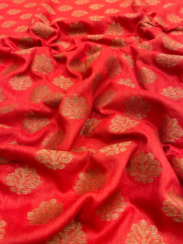 Humairah_Pure_Handloom_Red_Munga_Silk_Floral_Copper_Zari_Booti_with_Contrast_Blue_Jaal_Skirt_Dual_Shade_Green_Floral_Zari_Border_and_Blue_Blouse