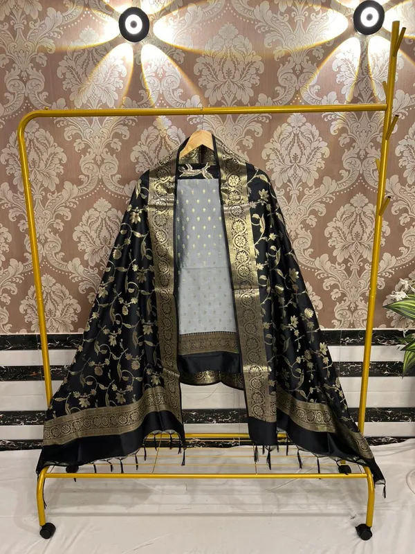 Classic_Grey_Chanderi_Cotton_Lorex_Zari_Booti_Banarasi_Suit_with_Black_Jaal_Dupatta_1050ASG_CCL2